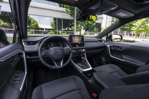 Toyota RAV4 Prime SE 2020 года 